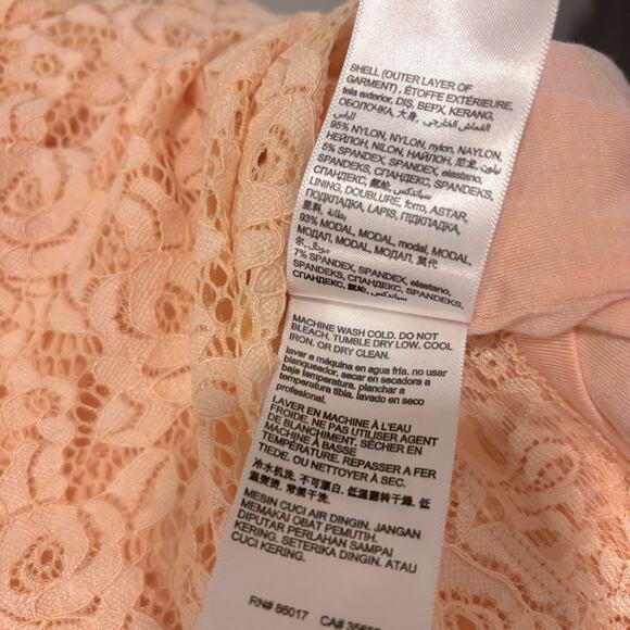 BEBE Vintage Pale/Light Pink Lace High-Neck Key-Hole Mini Dress, Size Medium - Picture 15 of 15